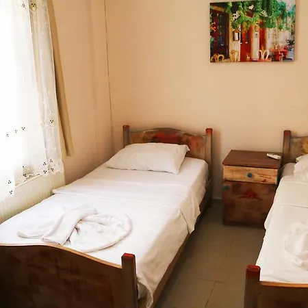 Quarto em Acomodações Particulares Petunya Çeşme