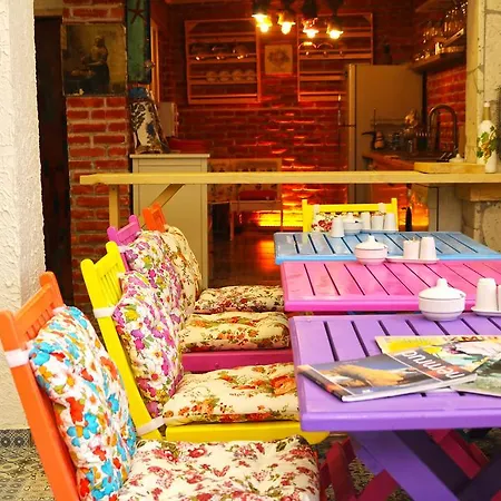 Petunya Homestay Cesme